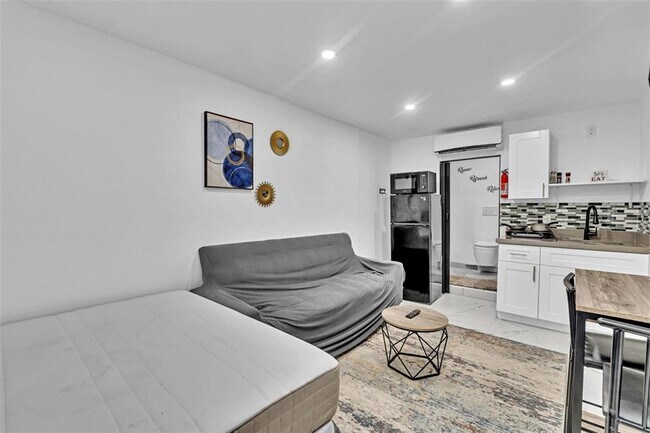 Foto del edificio - 4328 SW 49th Ct