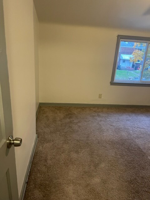 Building Photo - 51 Greenough Ave