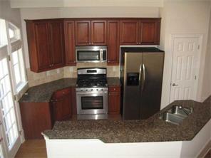 Building Photo - 774 Clifton Heights Ln NE