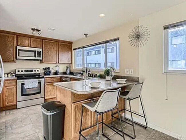 Foto del edificio - 15065 E Louisiana Dr