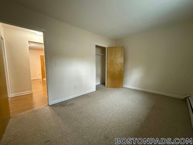 Foto del edificio - 66 Homer Ave