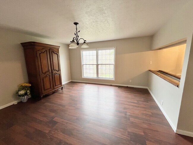 Foto del edificio - 119 Ashley Ln