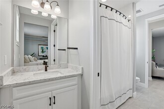 Building Photo - 3549 Pilot Cir