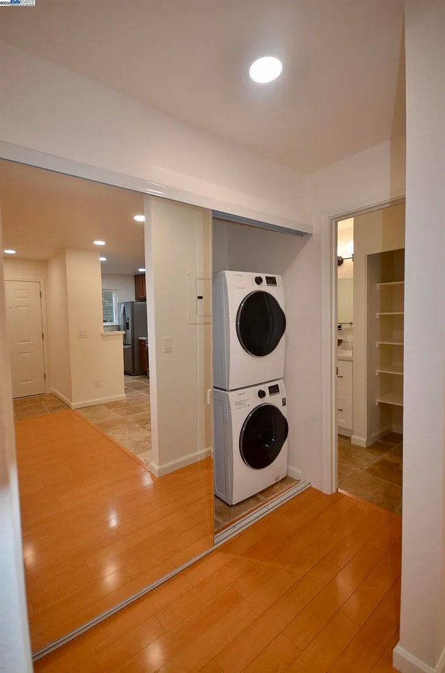 Building Photo - A charming condo nestled in the vibrant he...