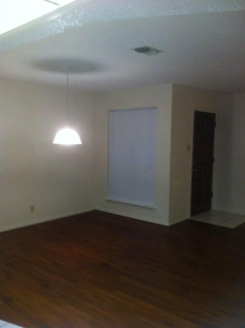Dining area - 7237 Rimwood