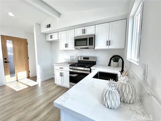 Foto del edificio - 13186 Herron St