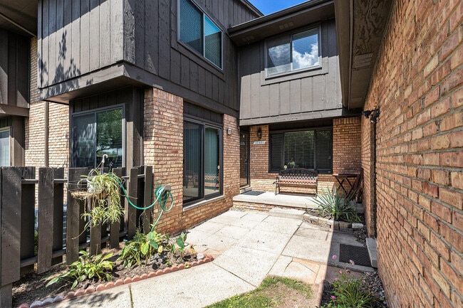 Foto del edificio - 37331 Clubhouse Dr