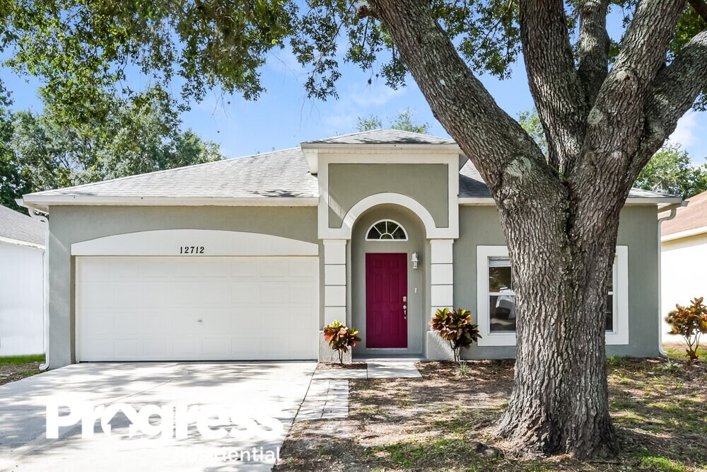 Foto principal - 12712 Woodbury Glen Dr
