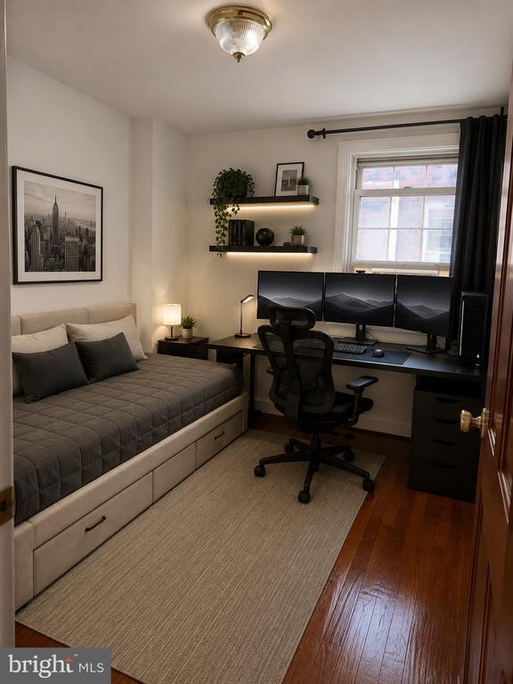 Foto del edificio - 9316 Walker St