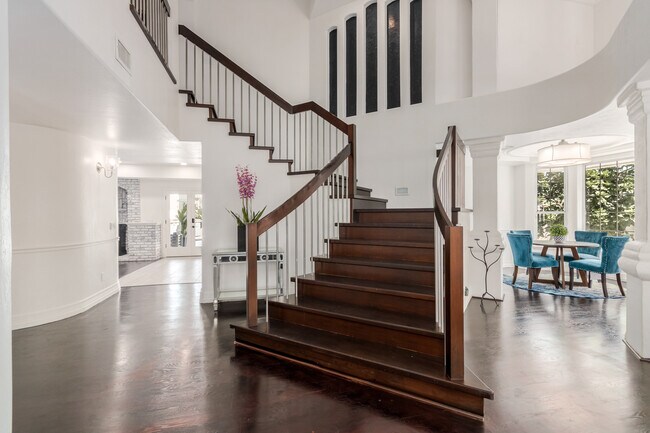 Foto del edificio - 2240 E Minton St