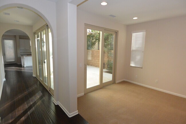 Building Photo - 2 Story 3 Bd plus an Office 2 Bath