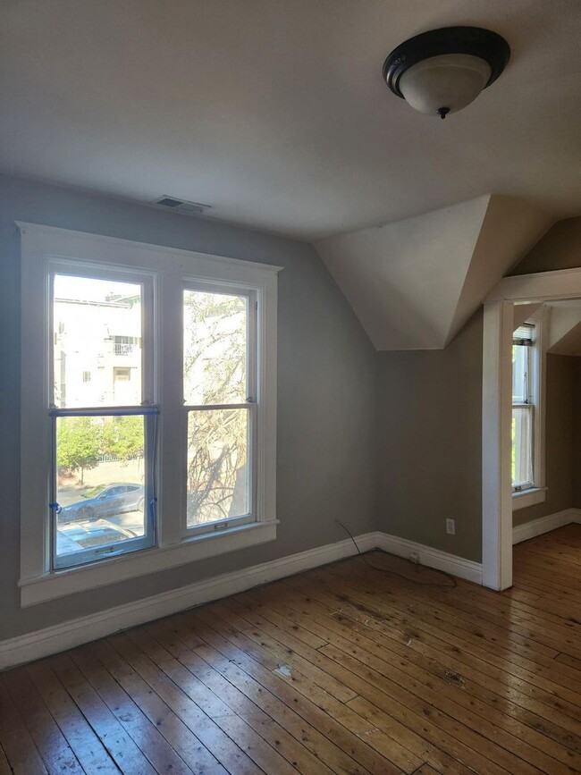 Photo - 1720 N Pearl St Apartment