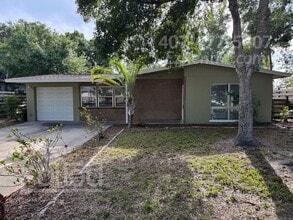 Building Photo - 3642 Aloha Dr