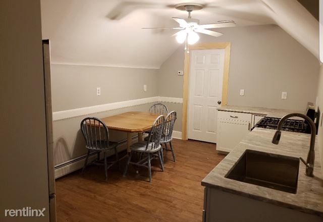 Primary Photo - 1 br, 1 bath Apartment - elm st 5 Unit 5