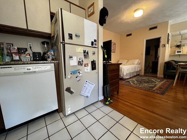 Foto del edificio - 92 Gordon St