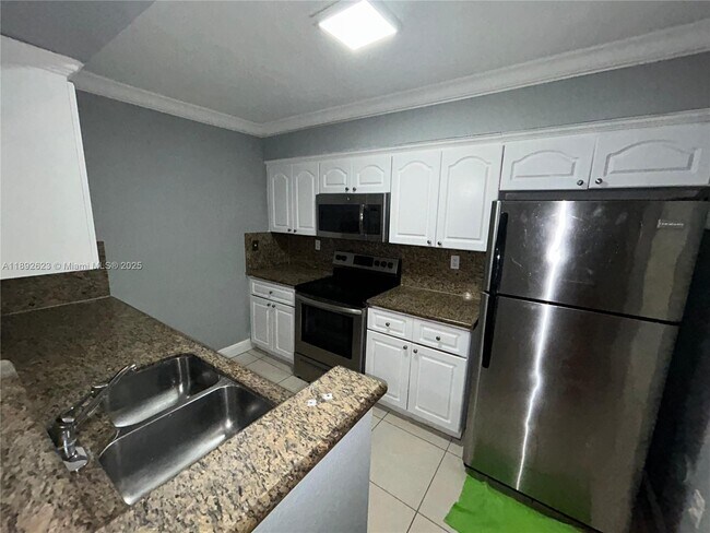 Foto del edificio - 15201 SW 80th St