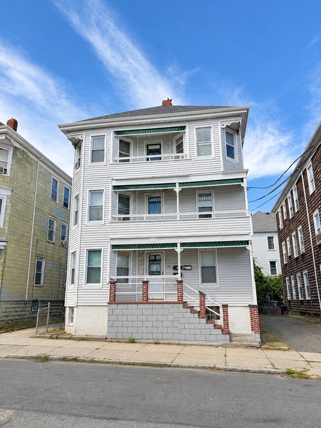 Building Photo - 103 David St