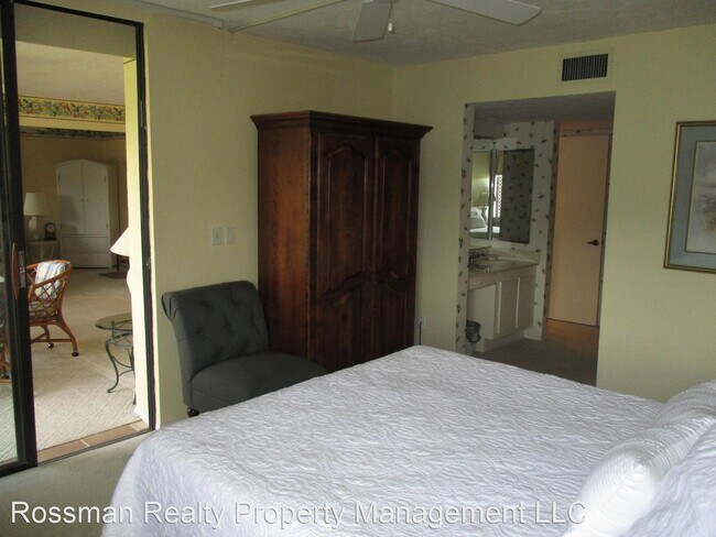 Building Photo - 3 br, 2 bath House - 4574 Trawler Ct. #204