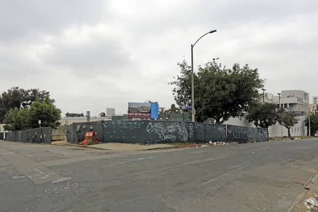 Building Photo - PATH Metro Villas II