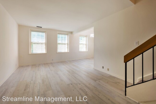 Foto del edificio - 2 br, 1 bath House - 3510 39th Street NW #...