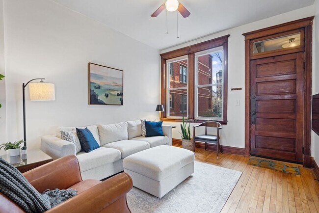 Foto del edificio - Beautiful 2BD/1BTH Apartment on Rice St!