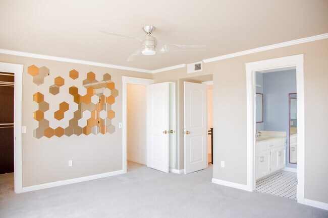 master bedroom - 1804 McKee St