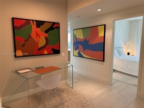 Building Photo - 2000 Metropica Wy