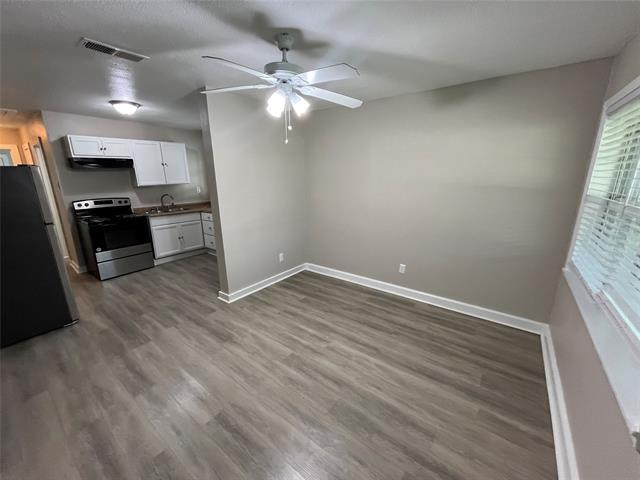 Foto del edificio - 1316 N Prairie Creek Rd