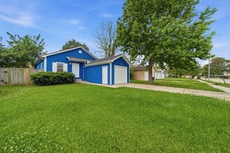 Building Photo - 11730 Greenglen Dr