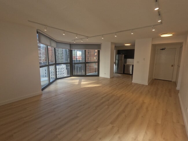 Foto del edificio - 33 W Delaware Pl