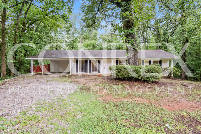 Building Photo - Charming Three Bedroom, Available Now