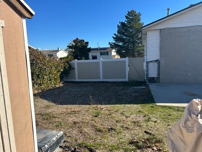Foto del edificio - 5156 W Highwood Dr