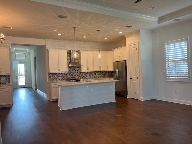 Building Photo - 20 Del Palma Dr