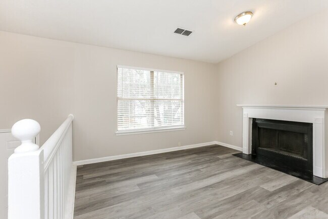 Building Photo - 2049 Pintail Cove