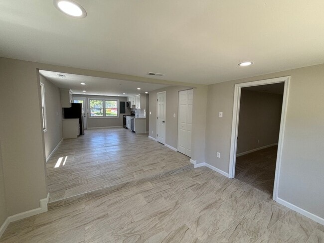 Foto del edificio - Single Family Home in Glen Burnie