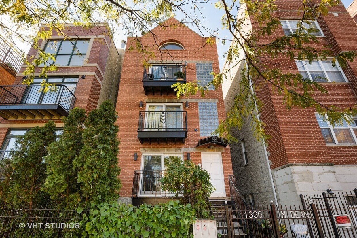 Foto principal - 1336 N Dean St