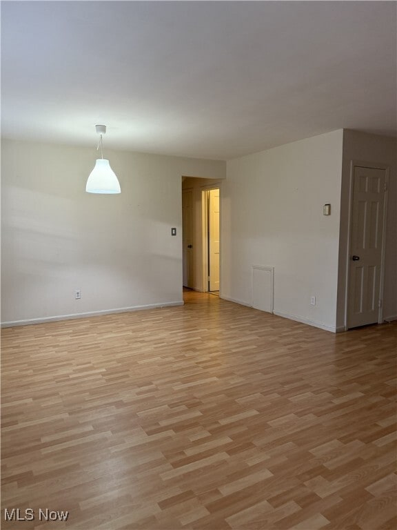 Foto del edificio - 13793 Cedar Rd