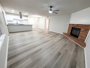 Building Photo - 1609 NE 4th St