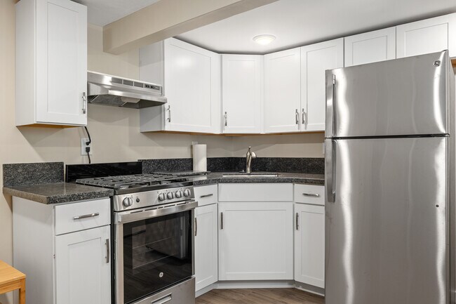 Foto del edificio - 3295 McKinley St