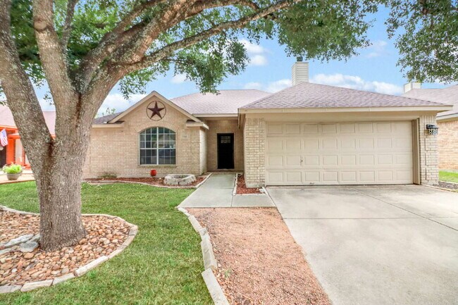 Building Photo - "Charming 3-Bedroom Home in San Antonio with Spacious 1530 sq ft Layout & 2 Full Baths!"