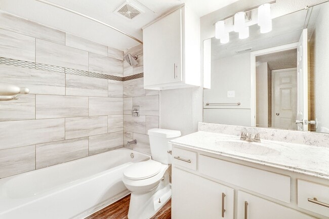 Building Photo - Cambridge Apartments