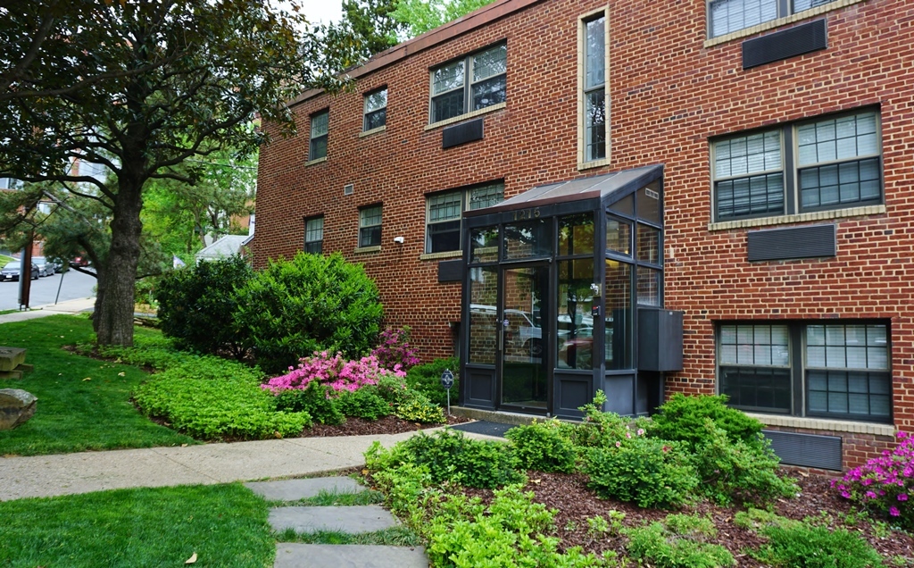 Foto principal - Arlington Courthouse Apartments