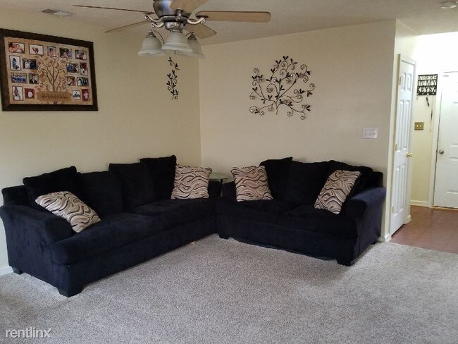Foto del edificio - 5 br, 2.5 bath House - 105 Oldham Way