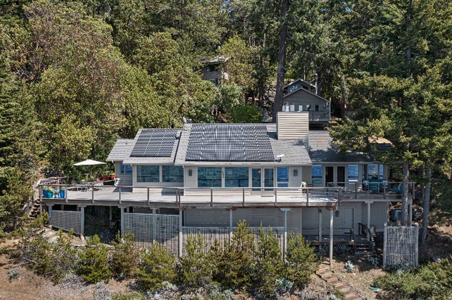 Building Photo - 681 Smugglers Cove Rd