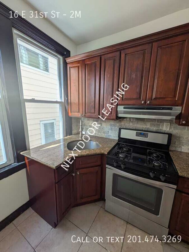 Foto del edificio - 16 E 31st St