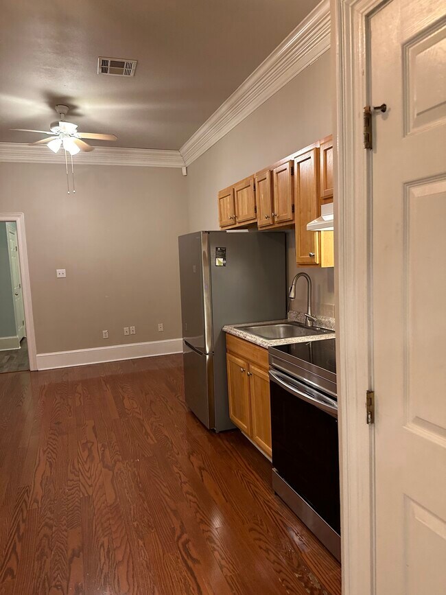 Photo - 505 Third St House