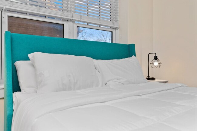 Foto del edificio - 457 E Kirby St