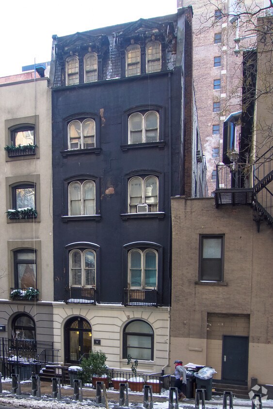 Foto del edificio - 102 E 30th St