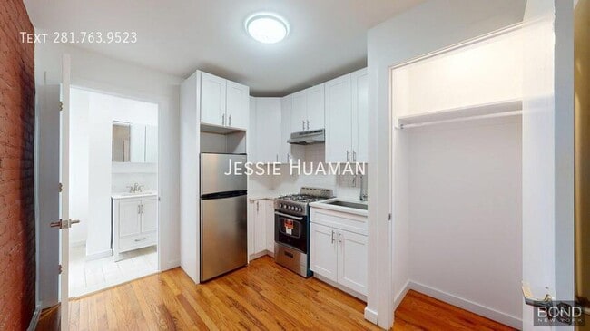 Photo - 1427 York Ave Apartment