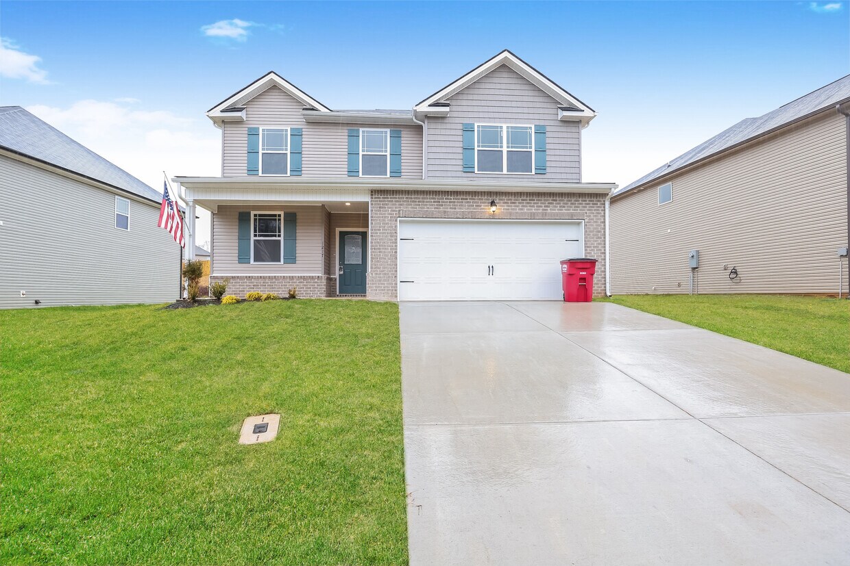 1217 Black Oak Cir, Clarksville, TN House for Rent in Clarksville, TN